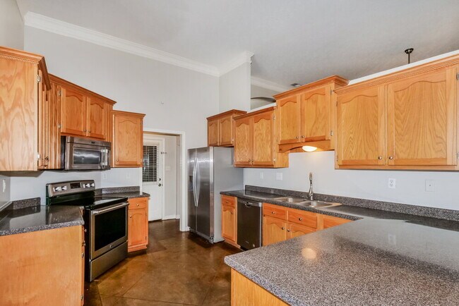 Building Photo - 7274 Busher Dr