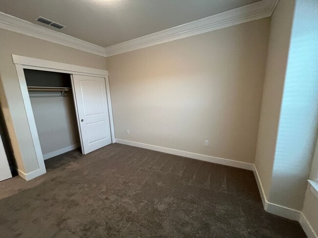 Building Photo - New build in Shastina Ranch Subdivision