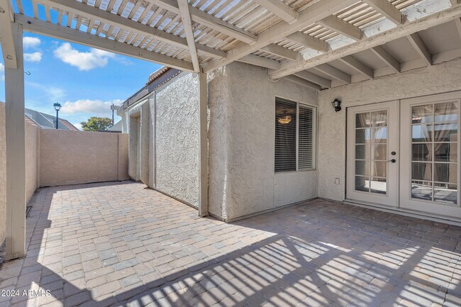 Building Photo - 6816 S Snyder Ln