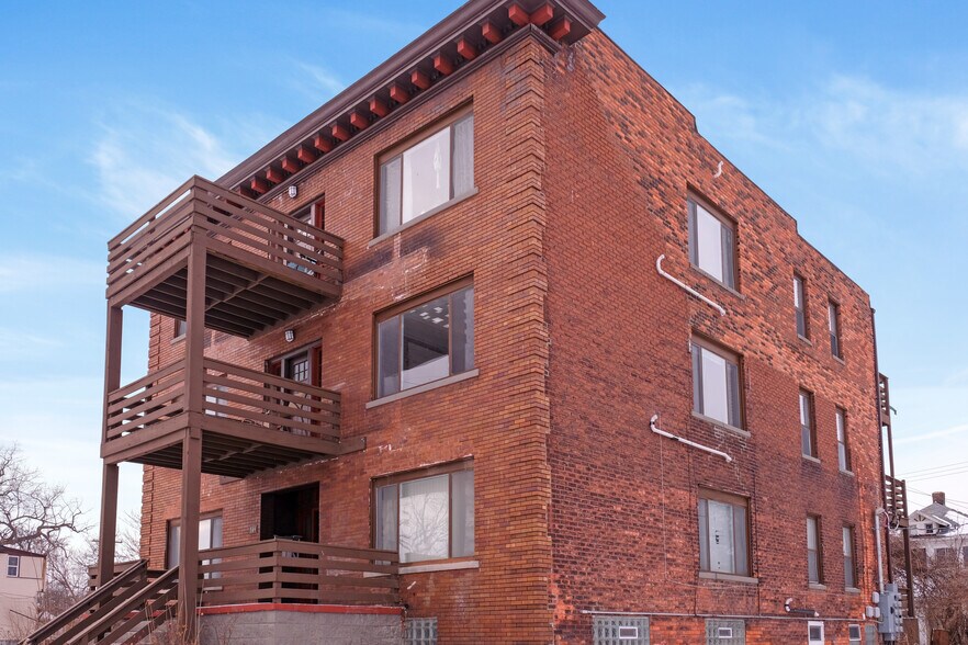 Primary Photo - 109 Leicester Ct