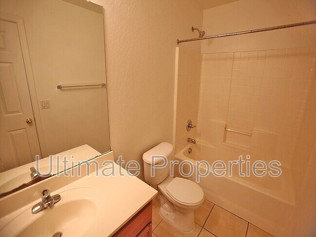 Building Photo - 25261 W Cranston Ln
