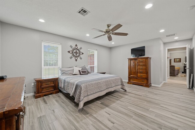 Building Photo - 18823 Cypress Church Rd