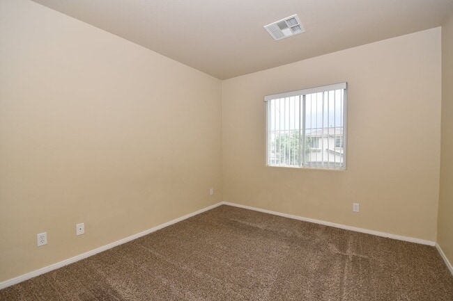Building Photo - Beautiful Southwest 2-Story Home with Spacious Layout & Covered Patio