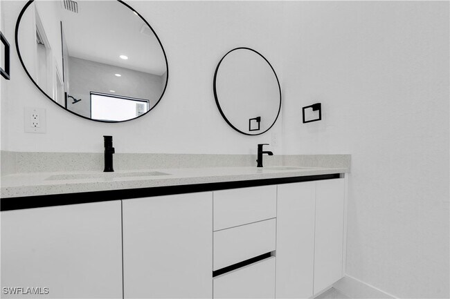 Building Photo - 2700 42nd St W