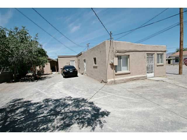 Building Photo - 619 Val Verde St