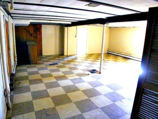 Building Photo - -- AVAILABLE APRIL 15TH -- 4 BR / 3 BA Raised Ranch, Brick home in Pinedale Farms (West End!), Av...