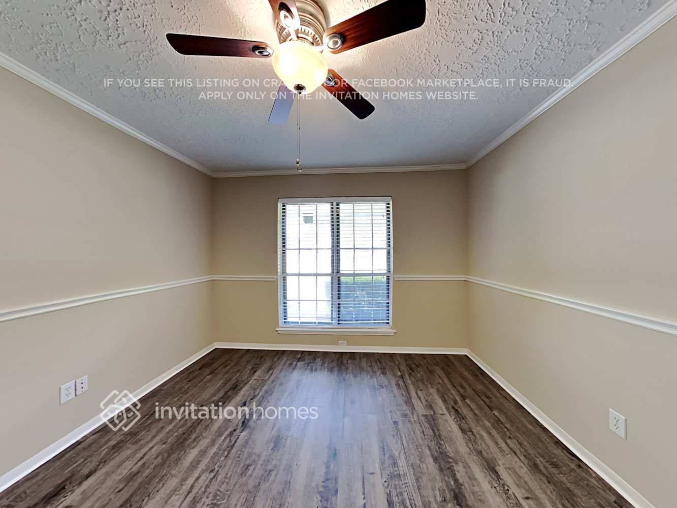 Building Photo - 1824 Meadow Creek Dr