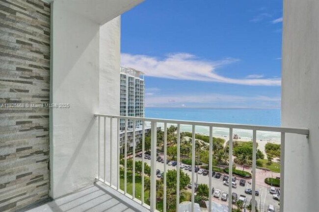 Building Photo - 6450 Collins Ave
