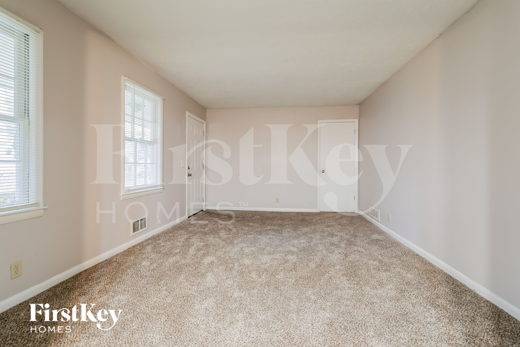 Building Photo - 1314 White Oak Ct SE