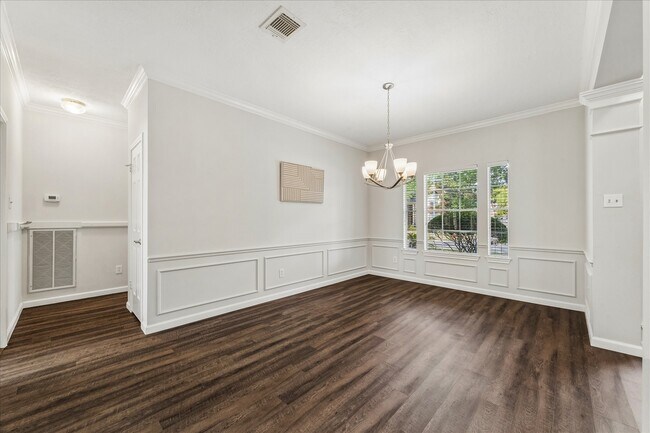 Building Photo - 11818 Orchard Mountain Dr