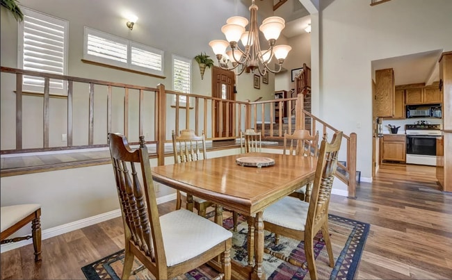 Building Photo - Bright 2-Bed/2-Bath Auburn Home with Sutter Buttes Views