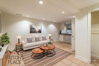 Building Photo - Renovated English Basement in U St area