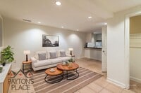 Building Photo - Renovated English Basement in U St area