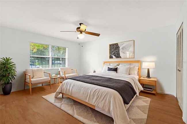 Building Photo - 6419 Hidden Dale Ave