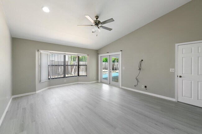 Building Photo - 13442 Northumberland Cir