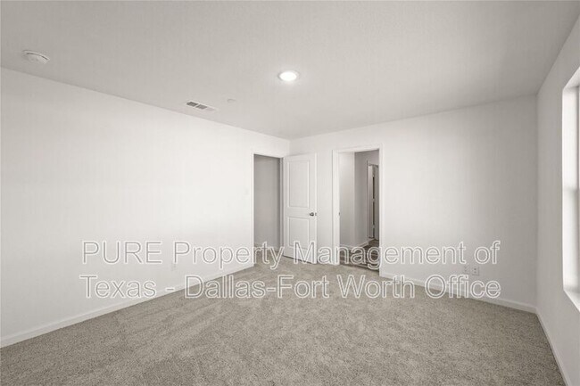 Building Photo - 241 Berthe Ct