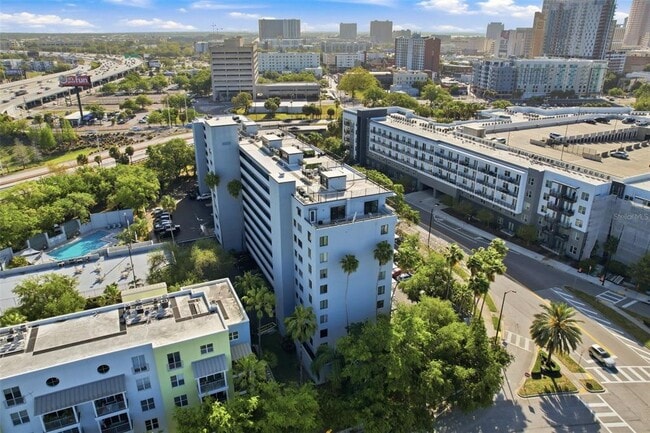 Building Photo - 201 W Laurel St