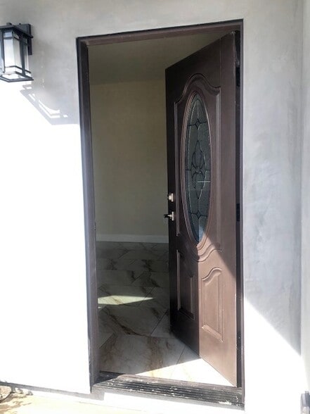 Building Photo - 1022 Morada Pl