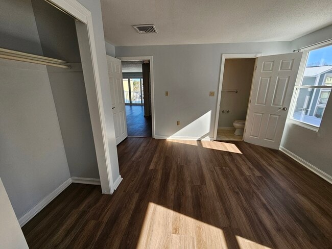 Building Photo - 5 Marc Dr