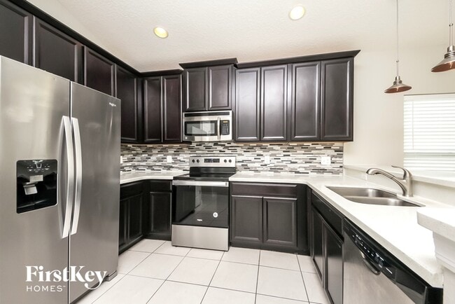 Building Photo - 3740 Briarwood Estates Cir