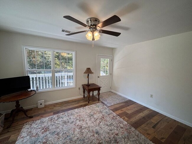 Building Photo - 2647 Blind Rd