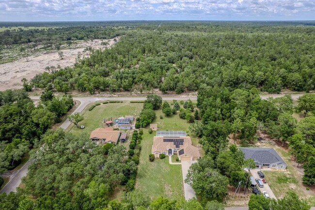 Building Photo - 20811 SW 81st Loop