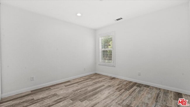 Building Photo - 11962 Alpine Dr
