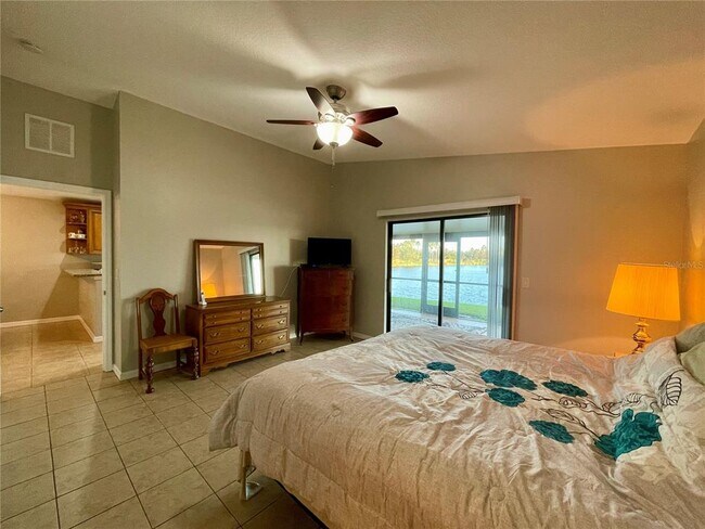 Building Photo - 4819 San Ortebello Dr