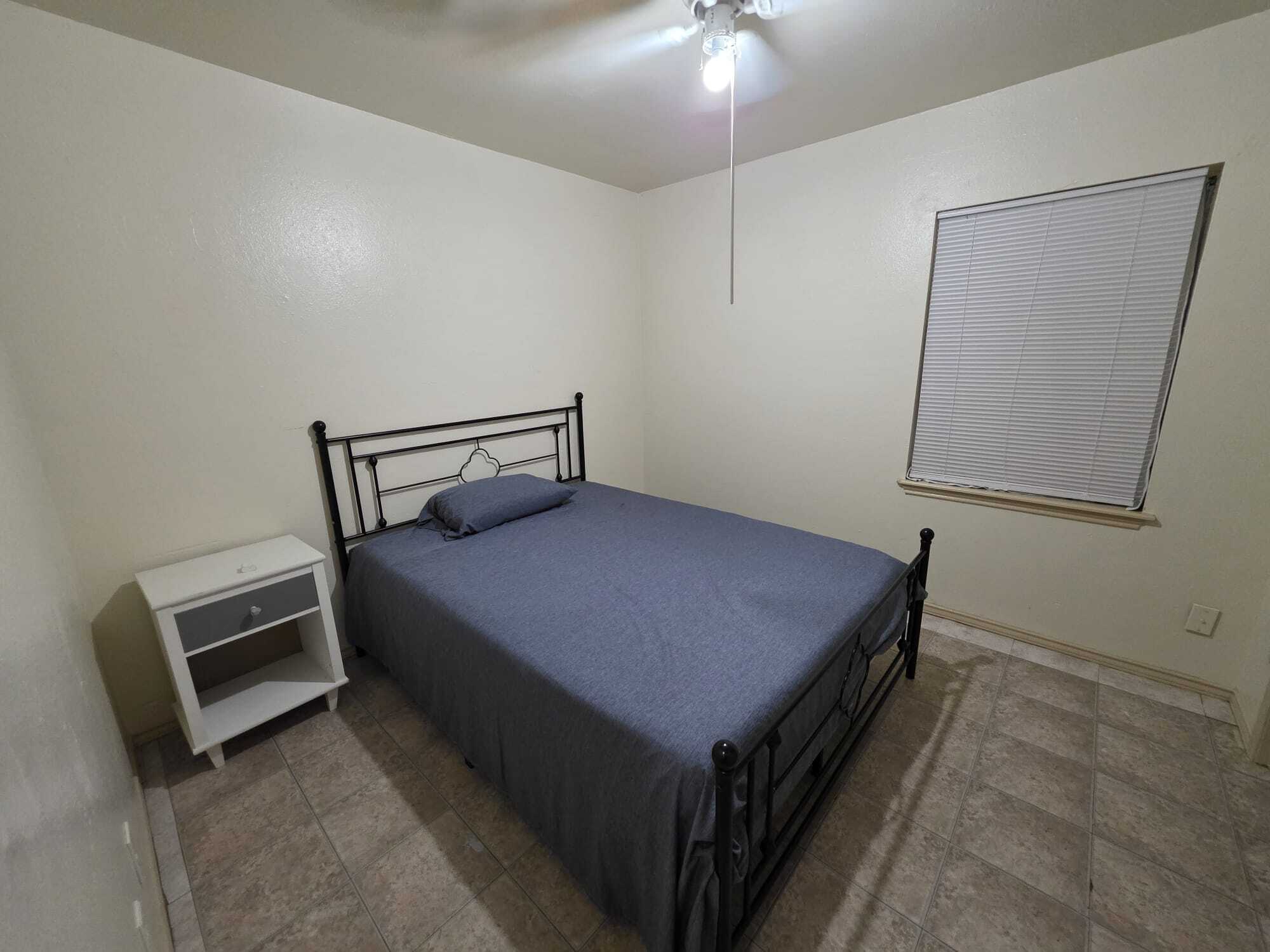 Building Photo - 4616 Central Cir