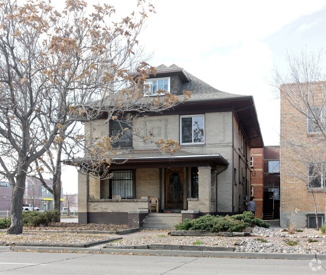 Primary Photo - 299 S Lincoln St