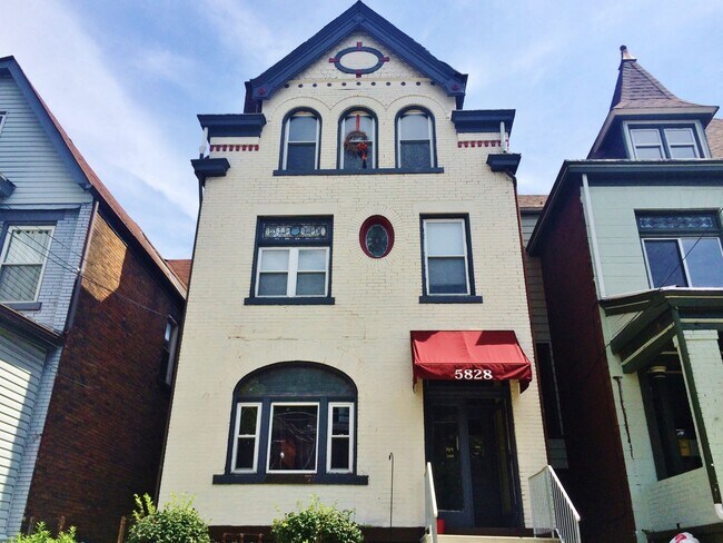 Primary Photo - Shadyside - Apartments for Rent in Pittsburgh
