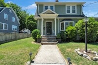 Building Photo - 184 William St