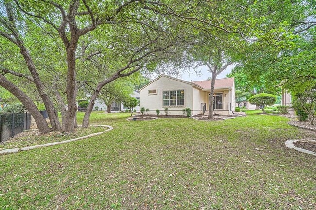 Building Photo - 120 Muir Ct