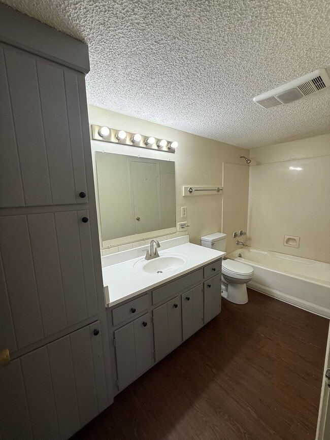 Building Photo - 8220-A Governor Dr
