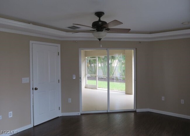 Building Photo - 4145 SW 9th Ave