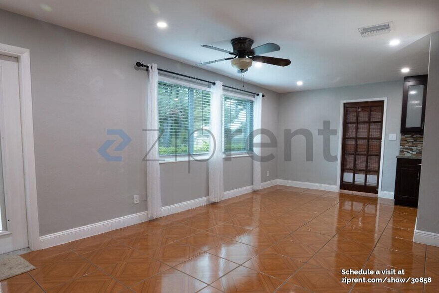 Building Photo - 921 NE 58th St