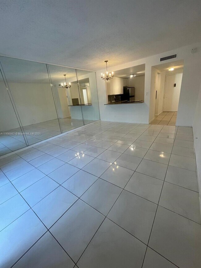 Building Photo - 4384 NW 9th Ave