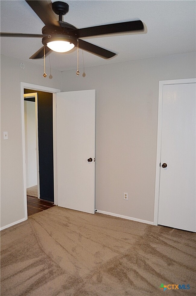 Building Photo - 4312 Creekside Dr