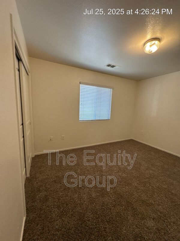 Building Photo - 2827 N Zachary St
