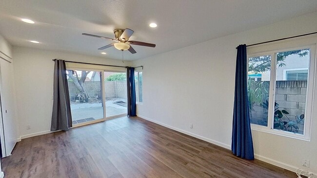 Building Photo - 24652 Vía Raza