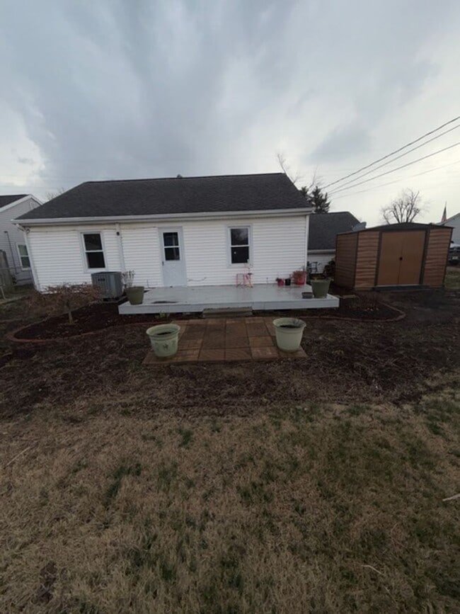 Building Photo - 4219 Longfield Dr