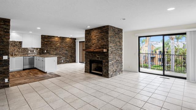 Building Photo - 812 Kalpati Cir