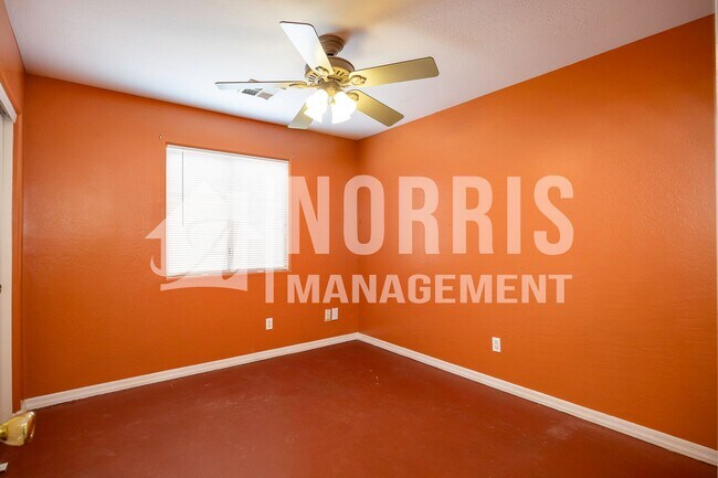 Building Photo - Nice Established Home in Arizona City