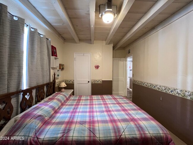 Building Photo - 9502 N 2nd Pl