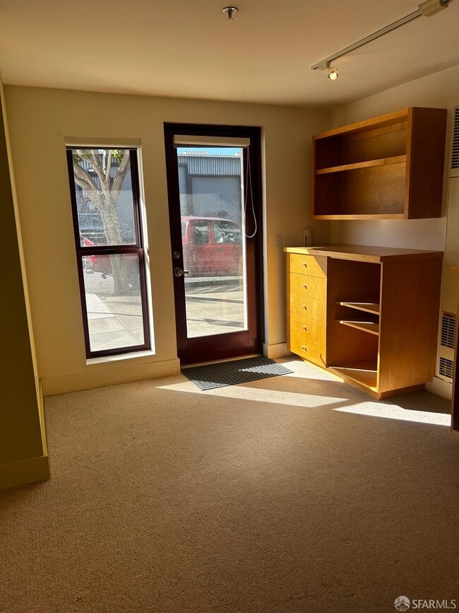 Building Photo - 49 Missouri St