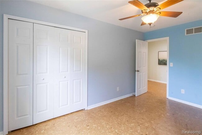 Building Photo - 1834 Fairview St