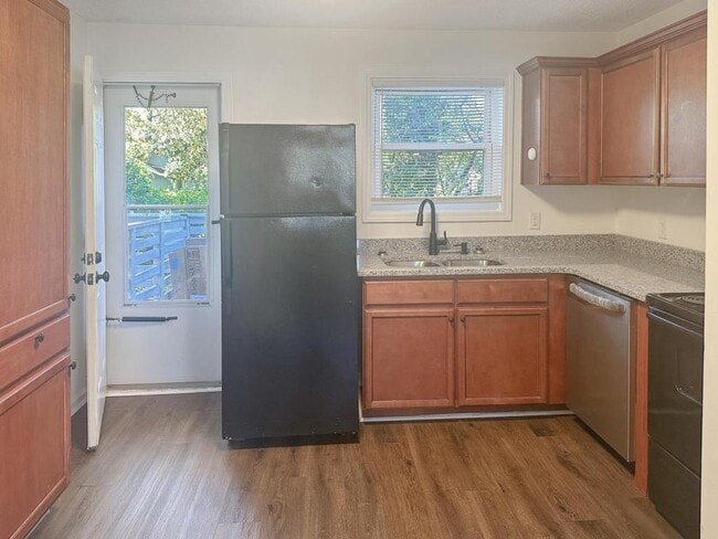 Building Photo - 1002 Martin Luther King Jr Dr