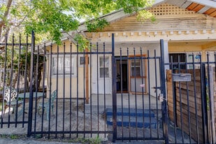 Building Photo - 318 Firmin St