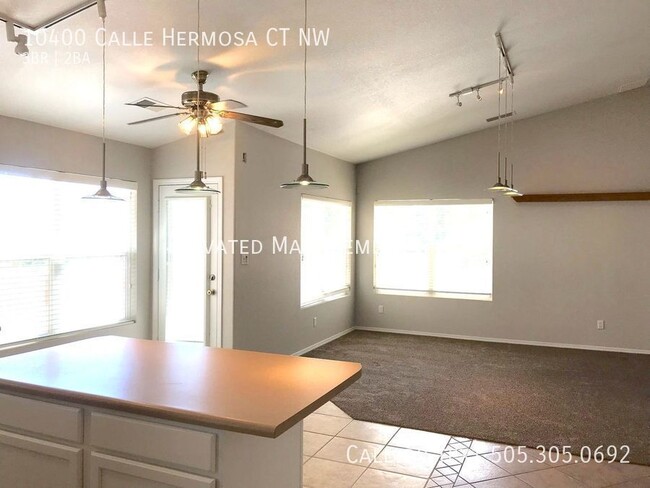 Building Photo - Ventana Ranch!  Amazing 3 bedroom home. Cl...