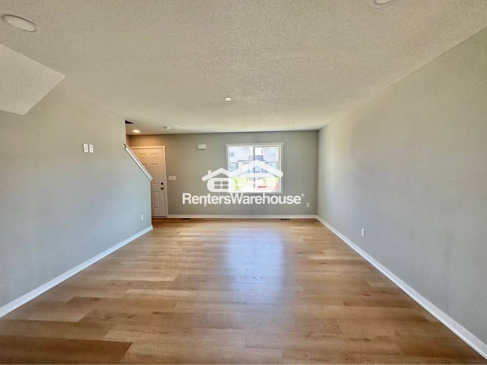 Building Photo - 1009 Adler Ct